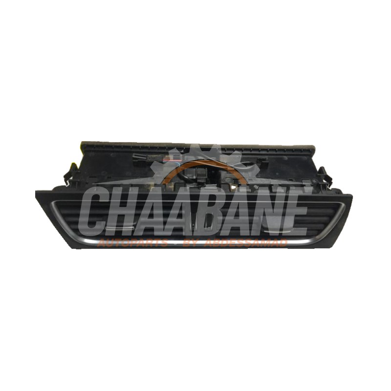 Aerateur tableau de bord 8T1820951EW Audi RS 5 (8F7) 4.2 V8 32V 2013 / 2015