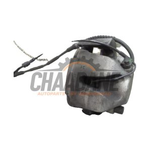 Etrier de frein avant gauche BMW X6 (F16) xDrive30d 3.0 24V 2014 / 2019