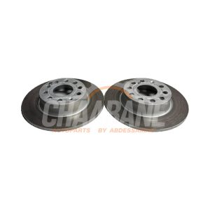 Disque + plaquette de frein arriere 5Q0615601D Volkswagen Touran (5T1) 2015