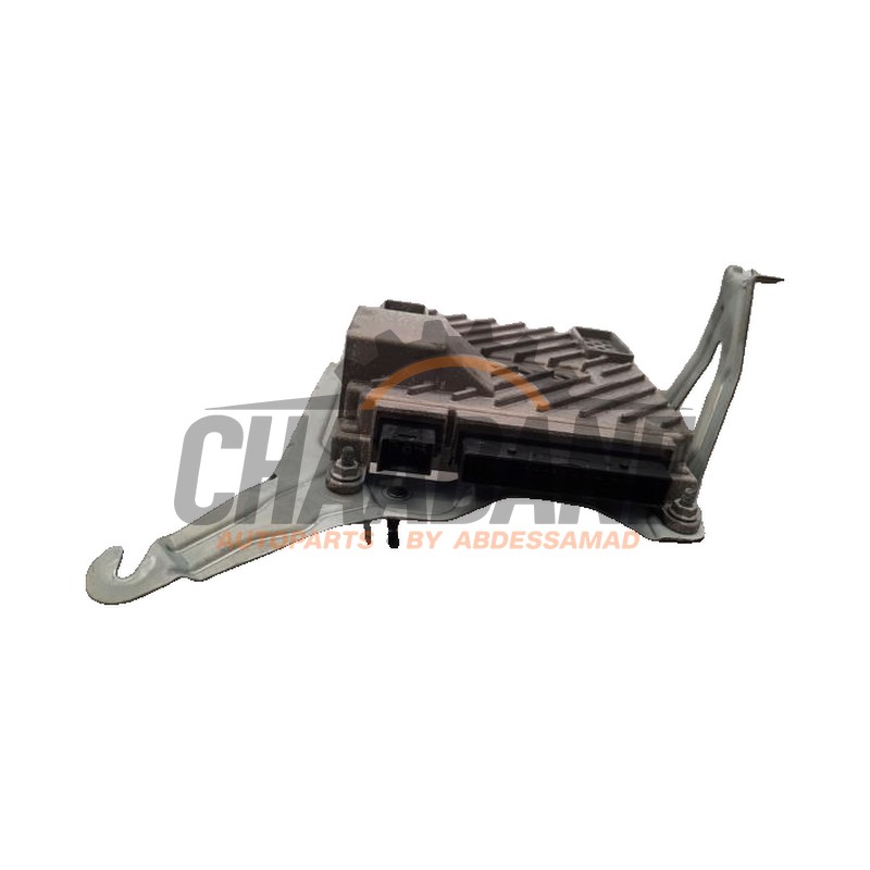 Amplificateur audio A2059000044 Mercedes C (W205) C-200d 1.6 Turbo 16V