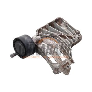 Support pompe clim 7585167 BMW 4 serie (F32) M4 3.0 24V TwinPower Turbo 2013 / 2020