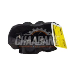 Etrier de frein avant droit A4474210111 Mercedes Vito (447.6) 1.6 111 CDI 16V