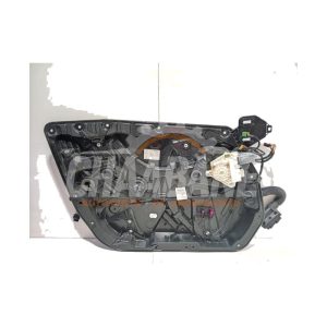 Moteur leve vitre avant gauche A2057200179 Mercedes C-Klasse