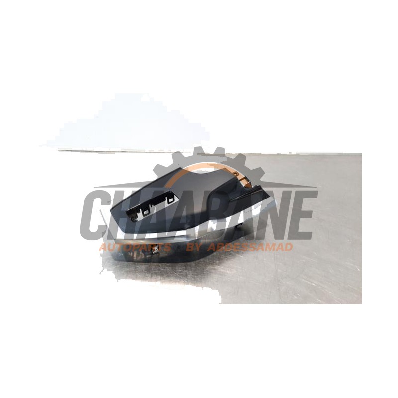 Bande decorative de tableau de bord 838853189A Audi Q3 (F3B) 2.0 35 TDI 16V 2018