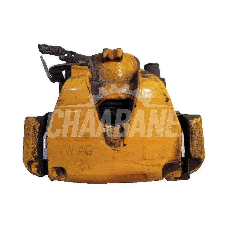 Etrier de frein (pince) avant gauche 8W0615123 Audi A4 2024