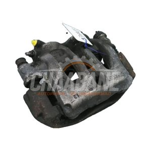 Etrier de frein avant gauche A9074212400 Mercedes Sprinter