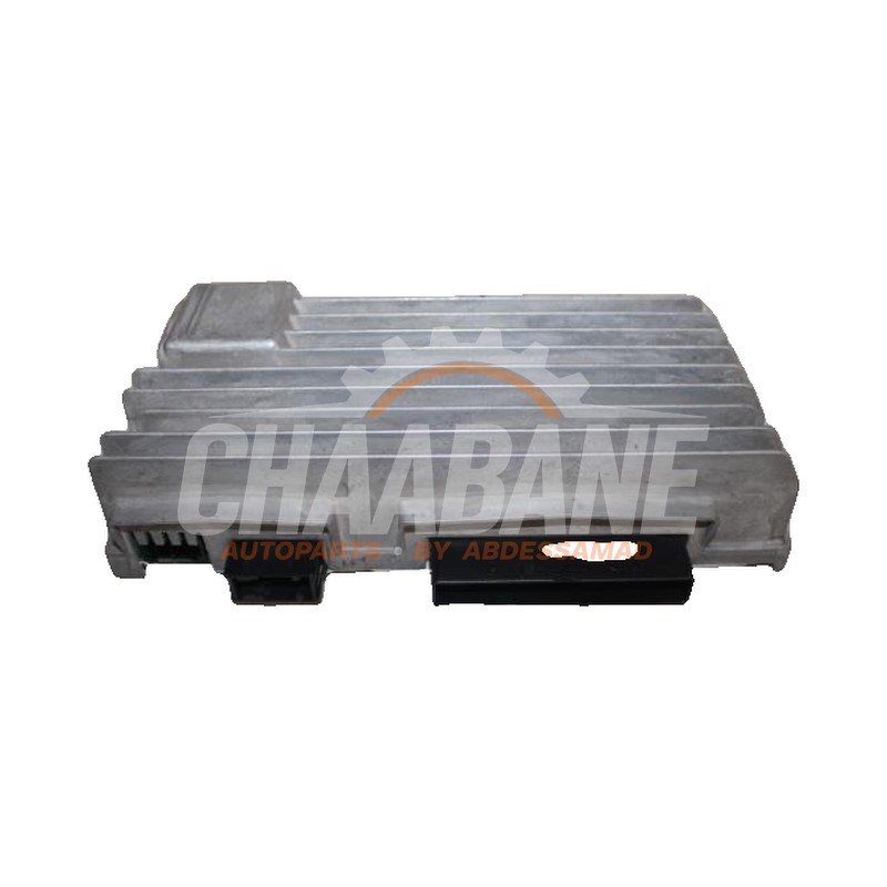 Amplificateur audio 8T1035223A Audi SQ5 (8RB) 3.0 TDI V6 24V 2012 / 2017