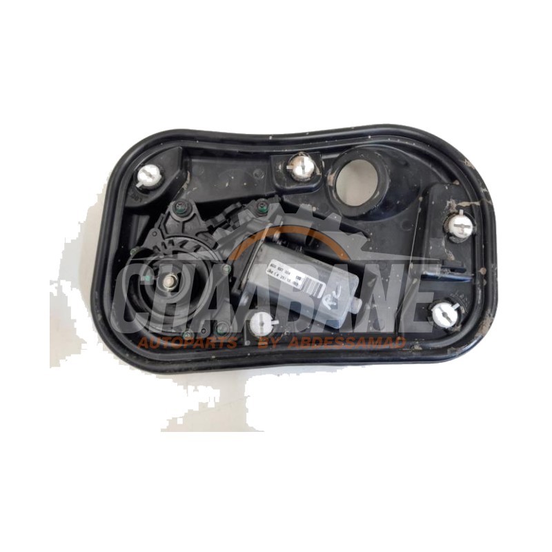 Moteur fermeture auxiliaire portiere avant droite 4F0837059 Audi RS 6 Avant (C7) 4.0 V8 TFSI 32V 2013 / 2018