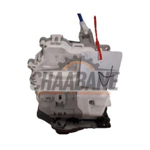 Serrure arriere droite 8K0839016F Audi S8 2012 / 2018