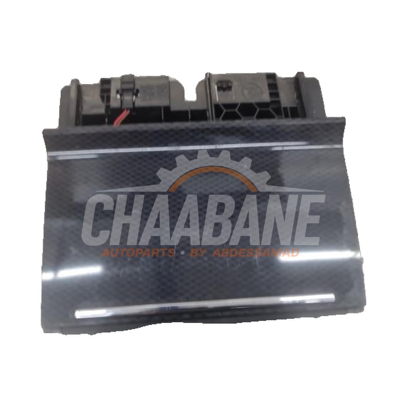 Console central 5E1863077D Skoda Octavia Combi (5EAC) 2.0 TSI RS 245 16V 2012 / 2020