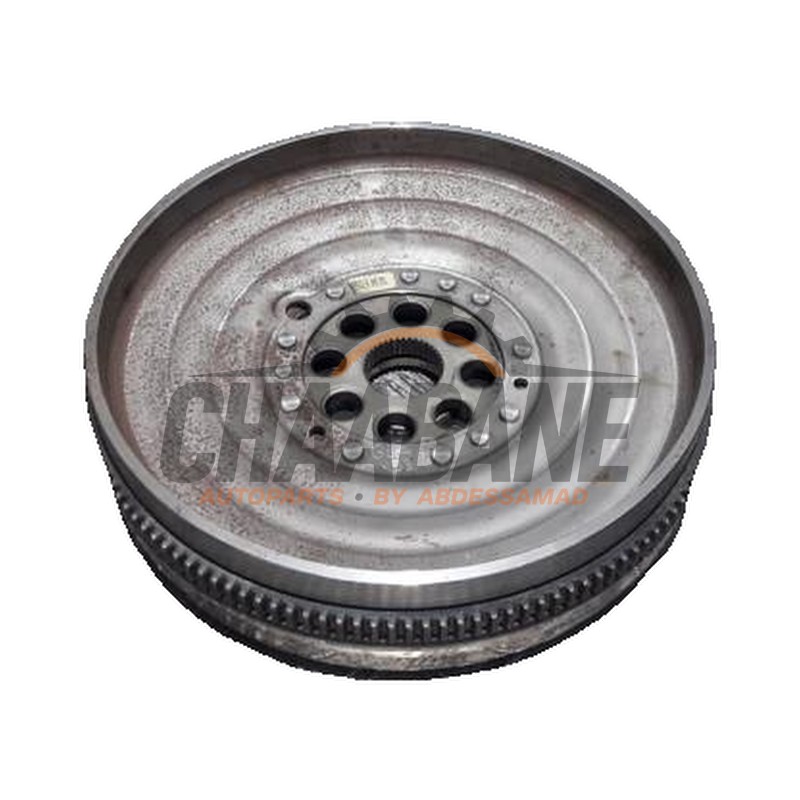 Volant dinertie masse double A2700301500 Mercedes GLA (156.9) 1.6 180 16V