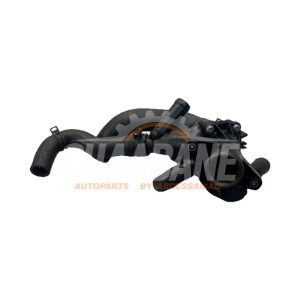 Boitier thermostat A2702030682 Mercedes CLA (117.3) 1.6 CLA-180 16V