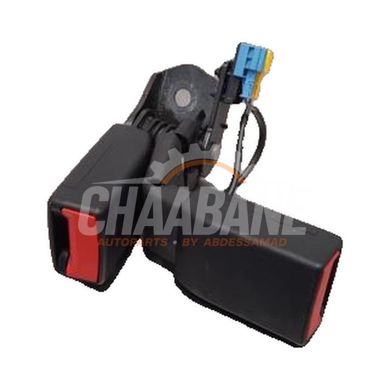 Insertion ceinture de securite arriere centre A1768600469 Mercedes GLA (156.9) 2.2 200 CDI, d 16V