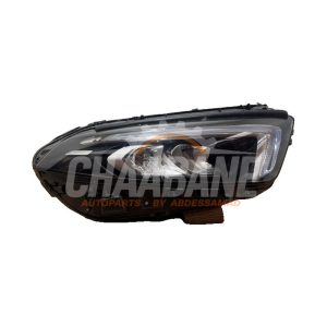 Phare droit A1779060201 Mercedes A Limousine (177.1) 1.3 A-250 e Turbo 16V