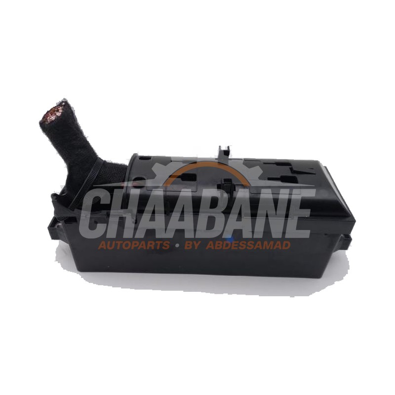 Boite a fusibles 000937615 Volkswagen Caddy Combi IV 2.0 TDI 150 2015 / 2020