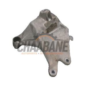 Support moteur 4M0199308BE Audi SQ7 2016